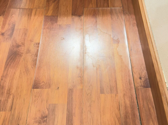 奈通布里海滩度假村主图