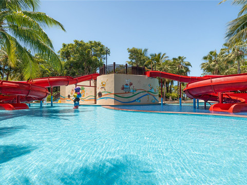 三亚阳光大酒店主图