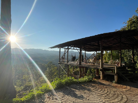 Pa Pae Meditation Retreat-夜登必去景点