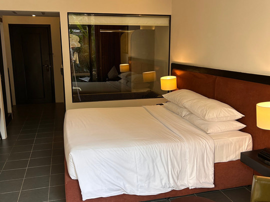 Eightfold Urban Resort主图