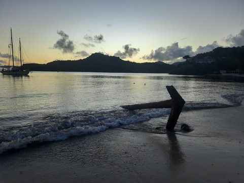 Galleon Beach-英吉利海港必去景点