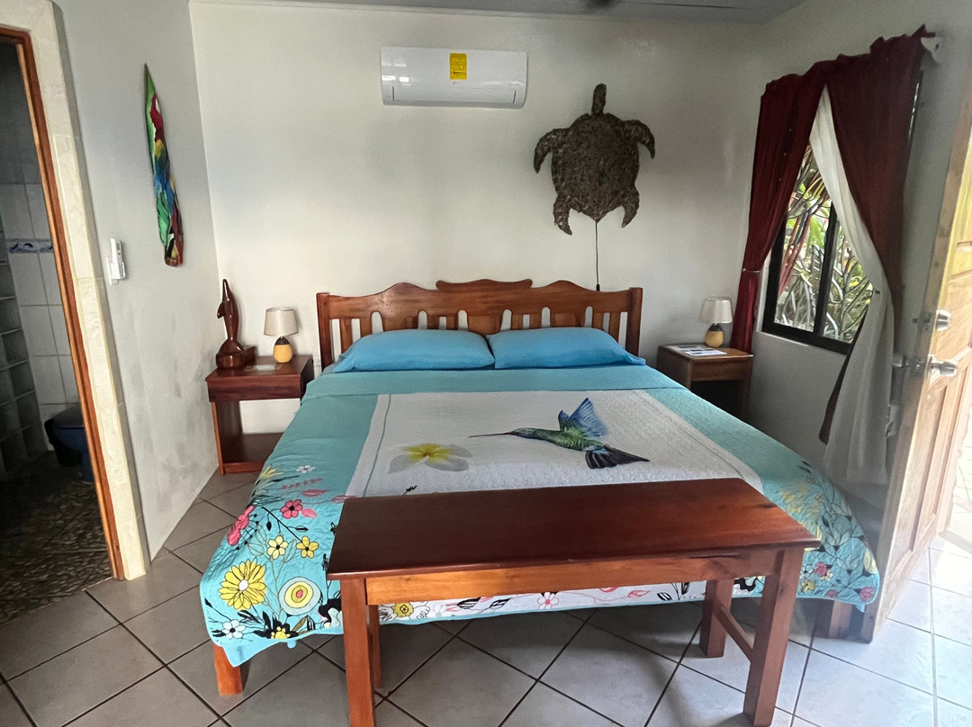 希门尼斯小屋酒店主图