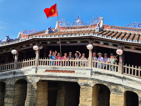 Tour With Xuan-胡志明市必去景点