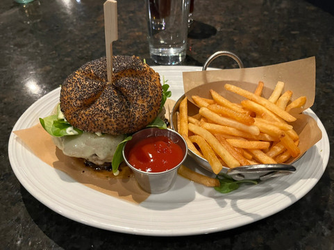 Pangea Bar and Restaurant