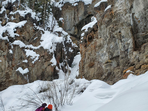 Yellowstone Expeditions-西黄石镇必去景点