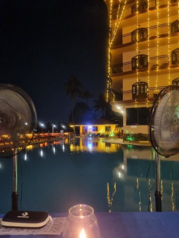 纳兹里度假村-官方