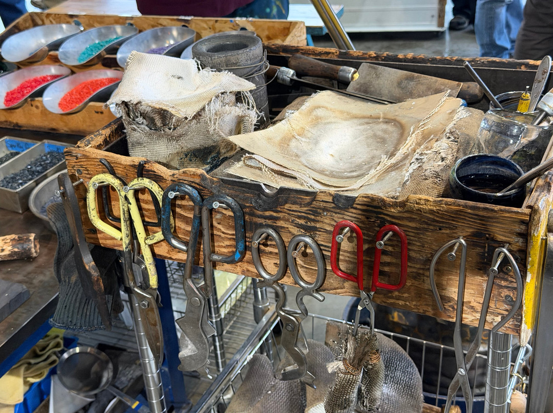 Lumel Glass Blowing Studio-白马市必去景点