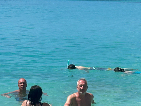 Anse du Souffleur-Port-Louis必去景点