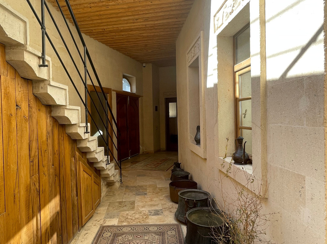 卡帕多克斯洞穴酒店主图