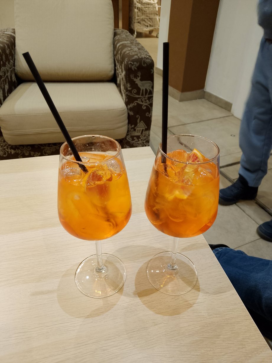 波尔萨酒店-官方