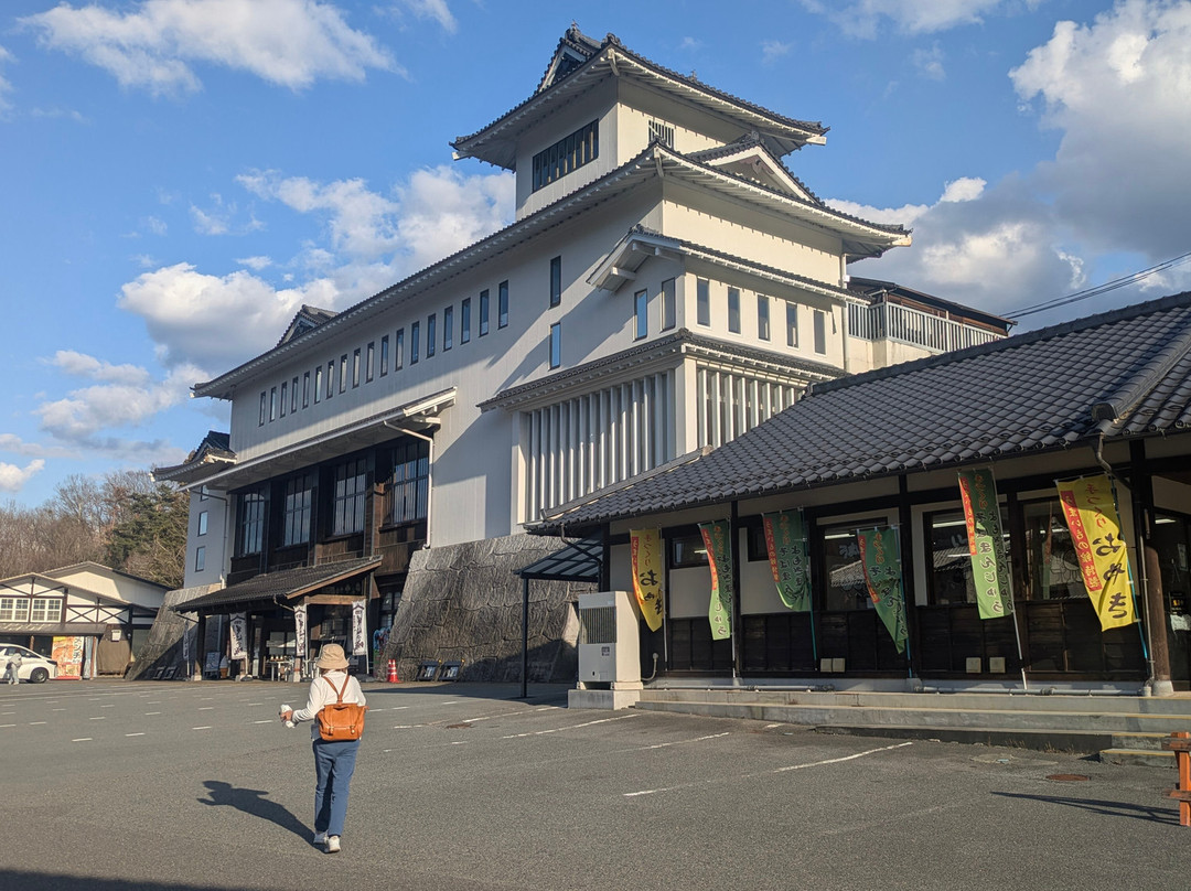 Michi-no-Eki Shinanoji Shimojo Soba no Shiro-下条村必去景点