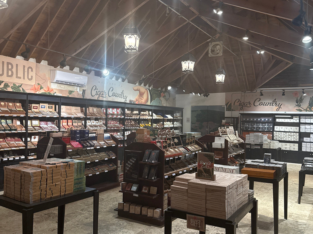 Cigar Country-拉罗马纳必去景点