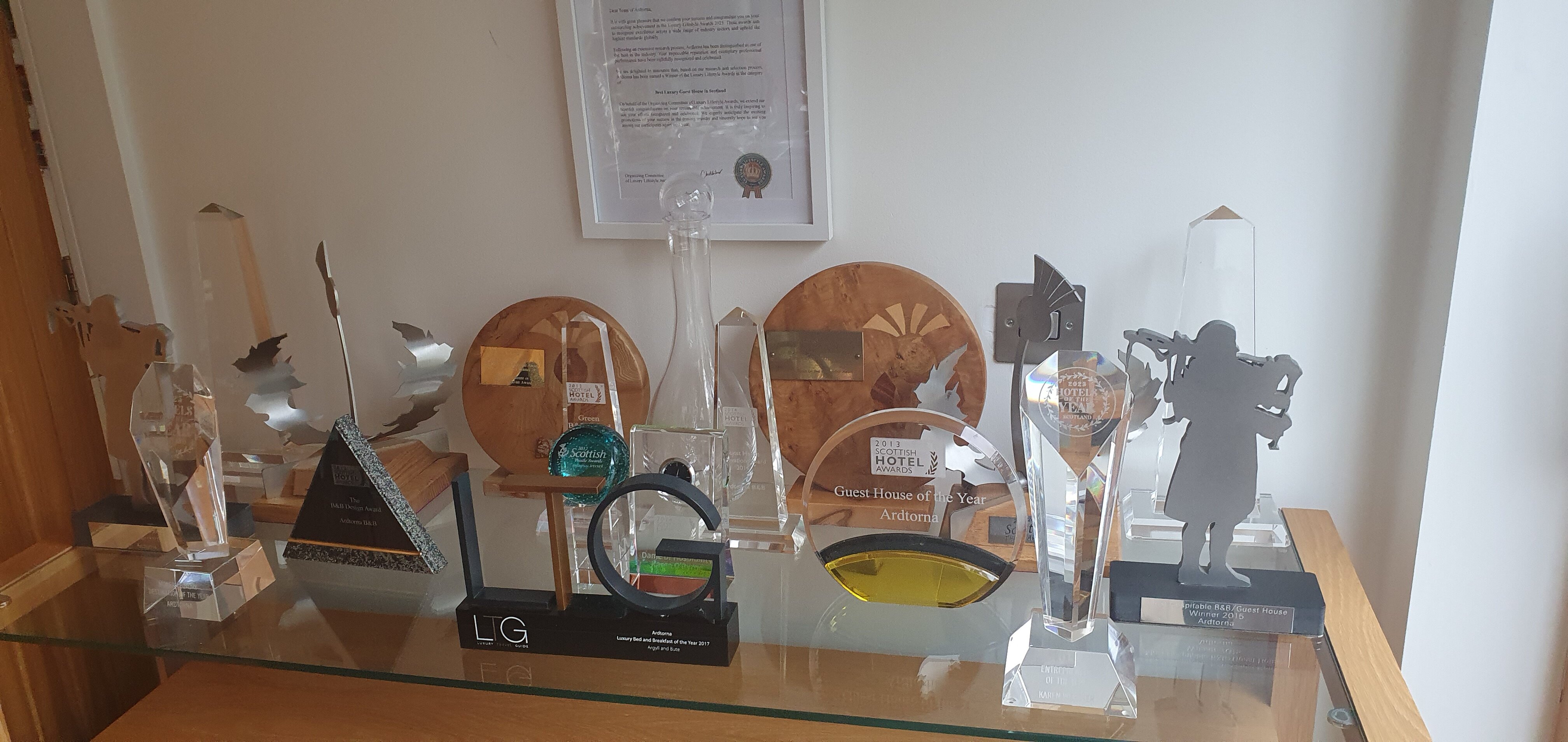 阿尔多纳酒店-官方