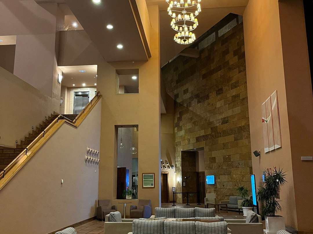 富而特埃尔隆皮多水疗酒店主图