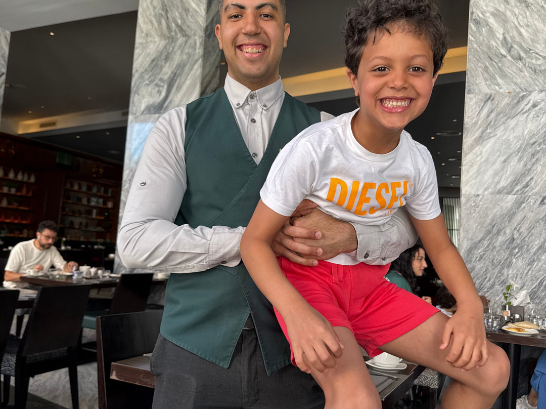 开罗都喜天丽湖景酒店主图