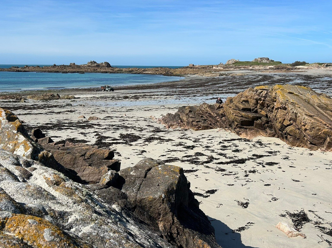 Grandes Rocques Beach-根西岛必去景点