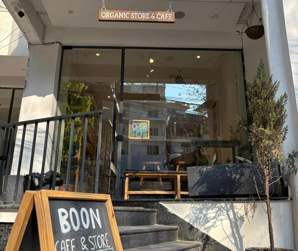Boon Café & Organic Store