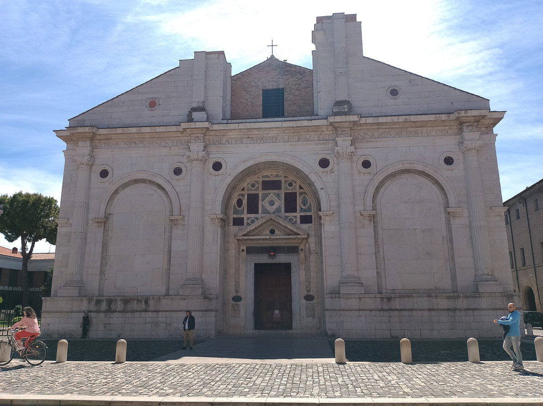 Basilica Cattedrale (Tempio Malatestiano)-里米尼必去景点