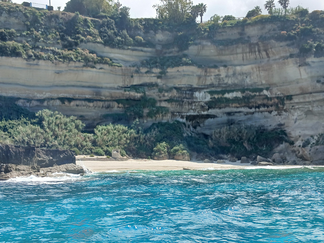 Noleggio Nautico Shark Bay-Parghelia必去景点