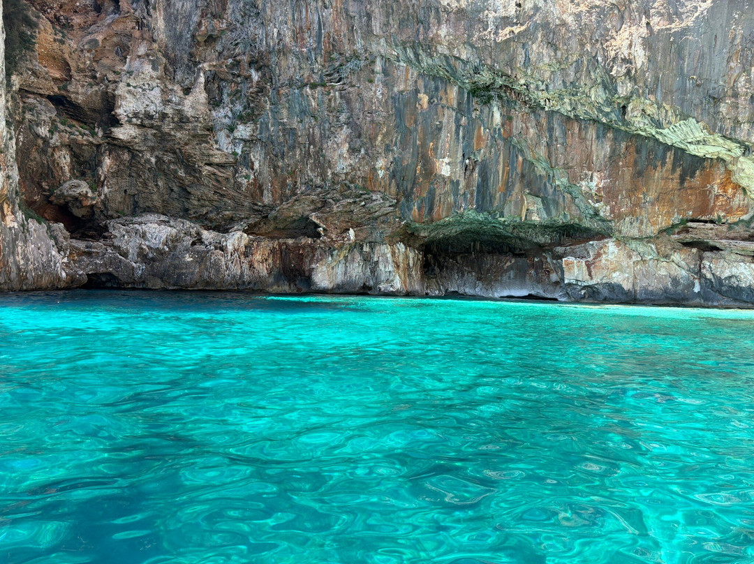 Blue Driving - Noleggio Gommoni ed escursioni nel Golfo di Orosei-奥罗塞必去景点