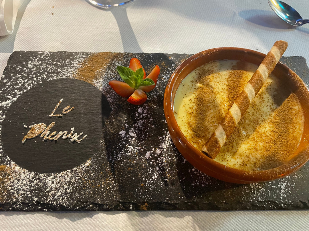 Le Phenix Steak House