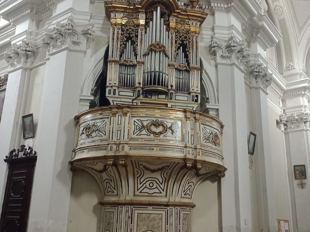 Basilica di Santa Maria Assunta-Castel di Sangro必去景点