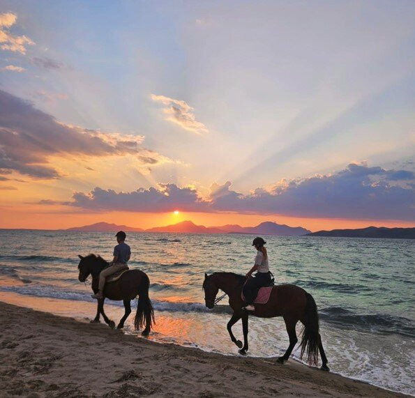Salt Lake Stables-Marmari必去景点