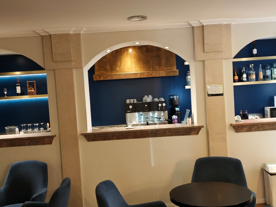 多纳阿米莉亚酒店-里丹酒店主图
