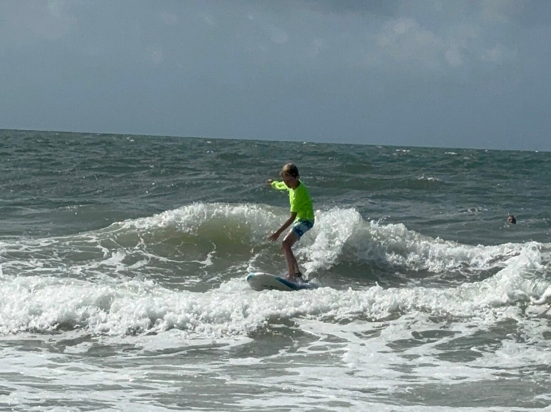 Carolina School of Surf-Ocean Isle Beach必去景点
