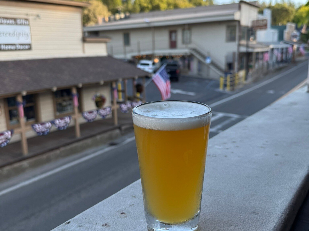 夏洛特酒店主图