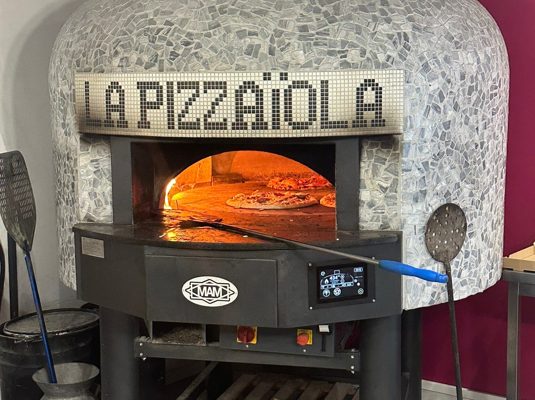 La Pizzaiola Au Feu De Bois