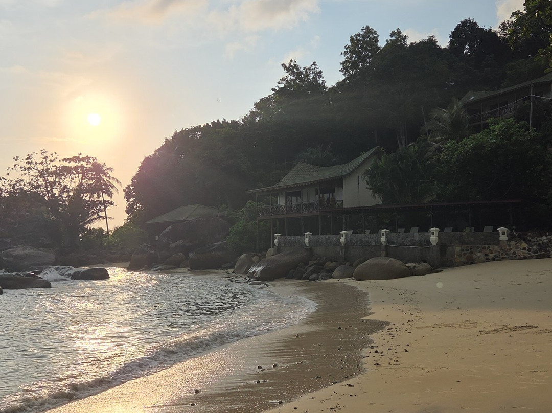 米纳安格湾度假酒店主图