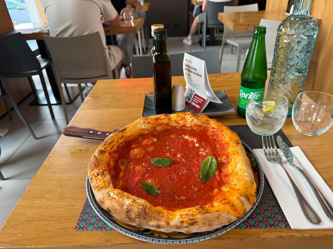 Invitaly Pizza