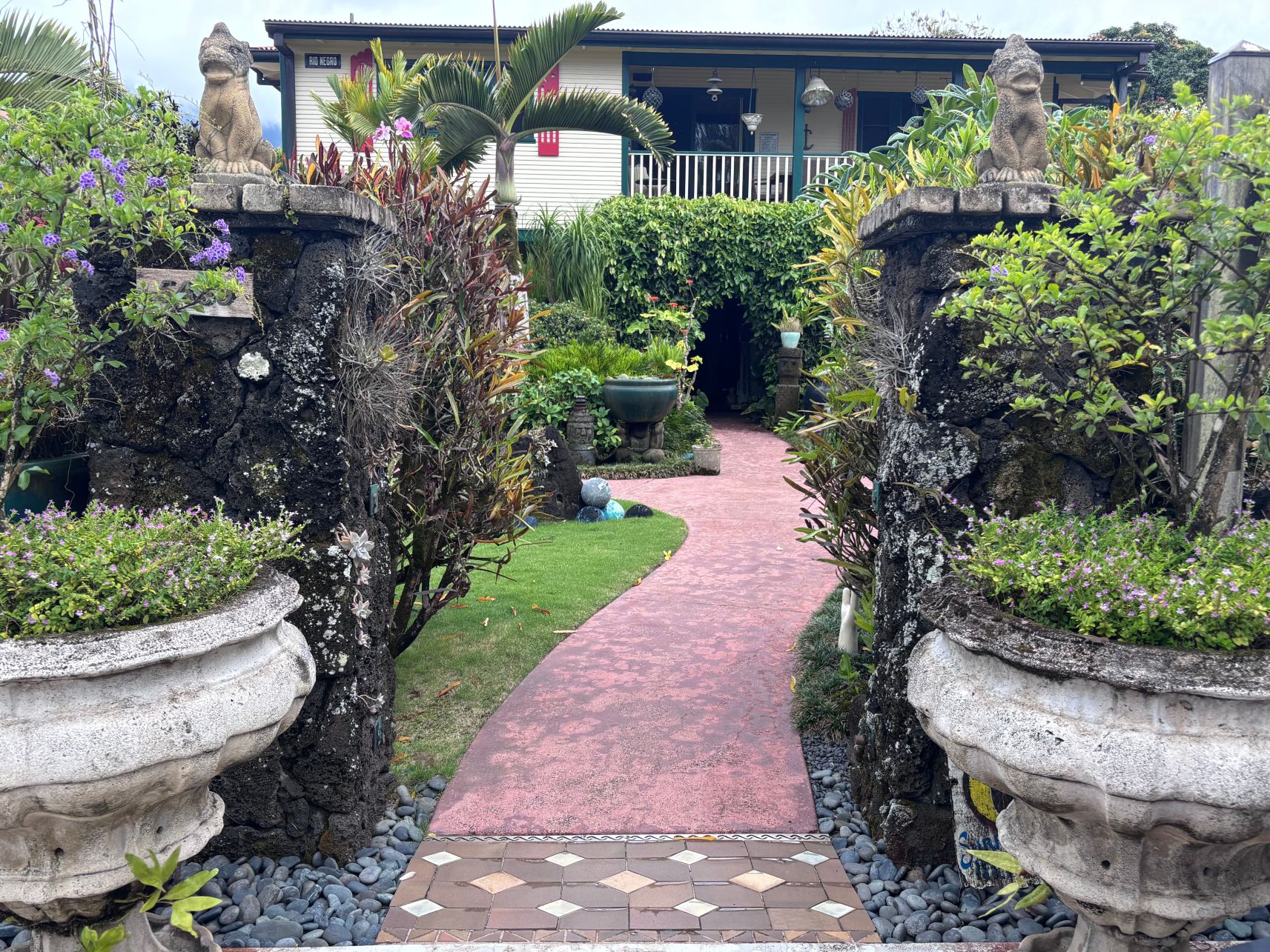 Hanalei Surfboard House-旅行者