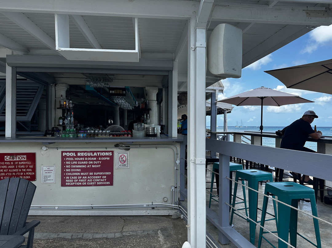 热带日落海滩公寓式酒店主图