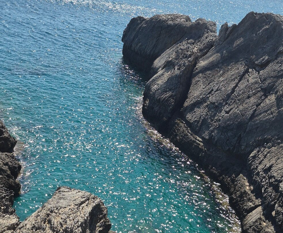 Ammoudaki Beach-Ammoudi必去景点