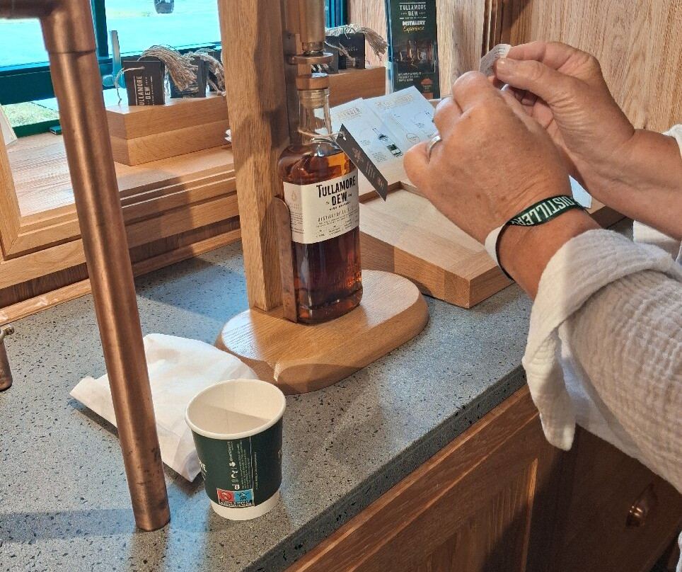 Tullamore D.E.W. Distillery Experience-Tullamore必去景点