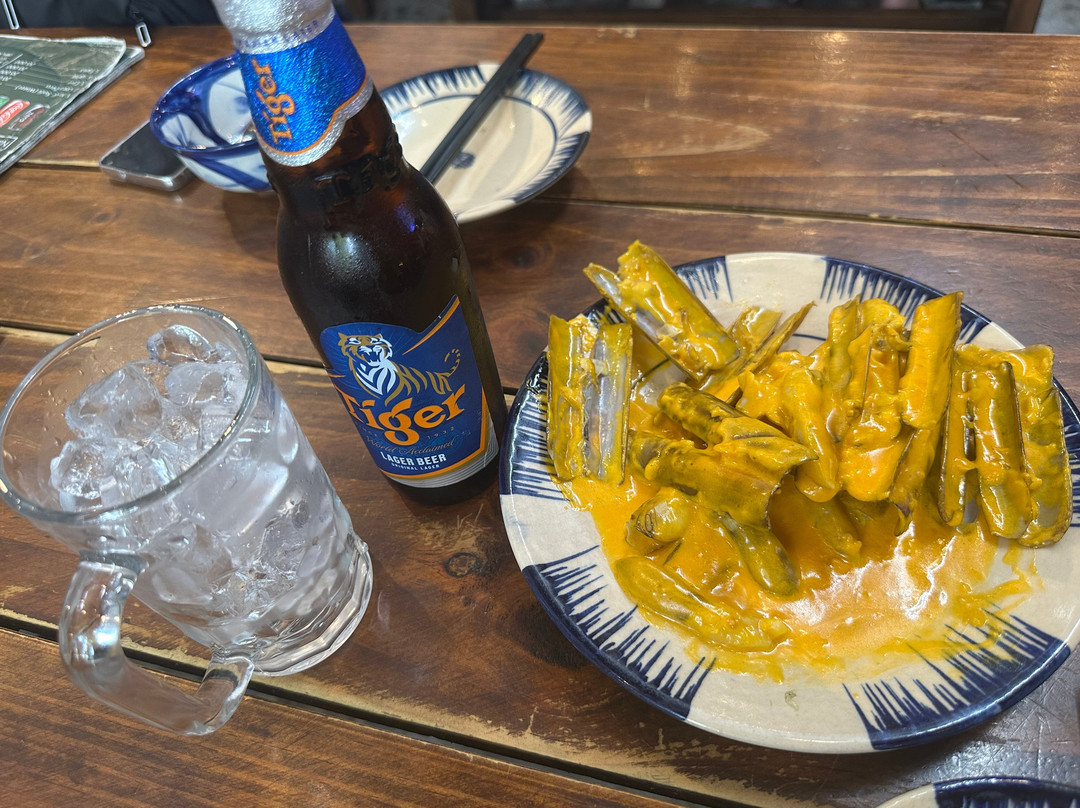 Là Nhà Restaurant