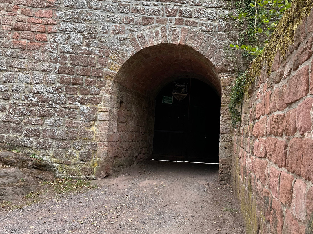Burgruine Madenburg-Eschbach必去景点