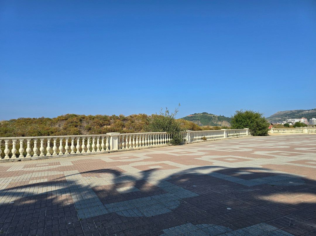 Paseo Maritimo De Laredo-拉雷多必去景点