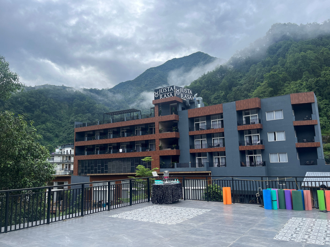 juSTa Luxe Rasa 度假村及水疗中心，瑞诗凯诗主图