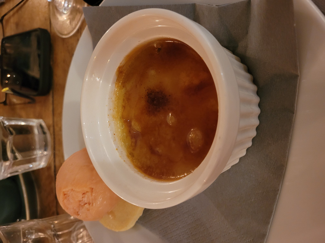The Harnser主图