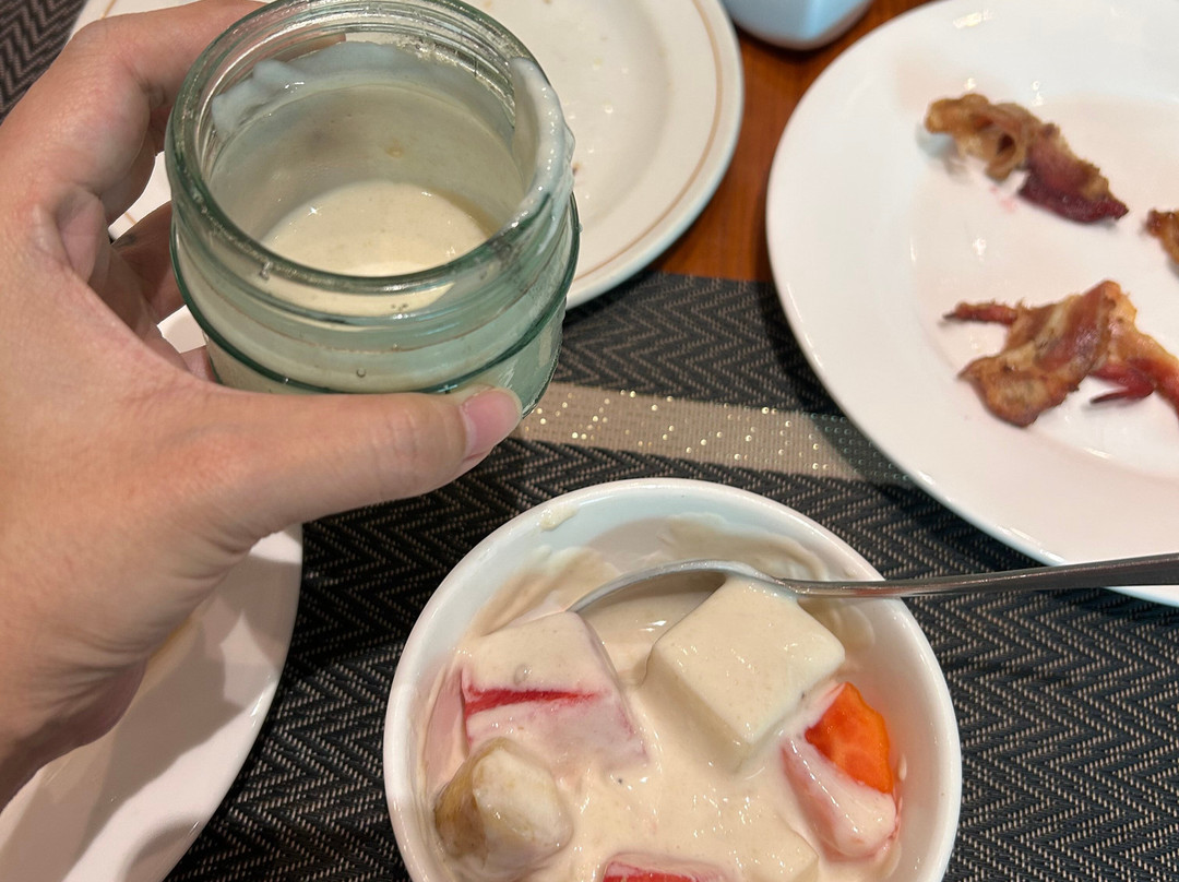 茵雅湖酒店主图
