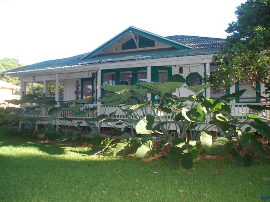 Hale Naalehu