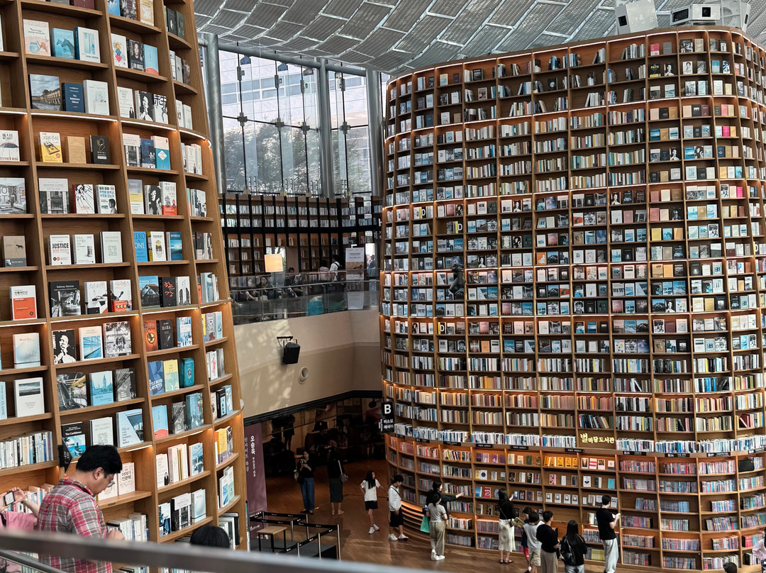 Starfield Library-首尔必去景点