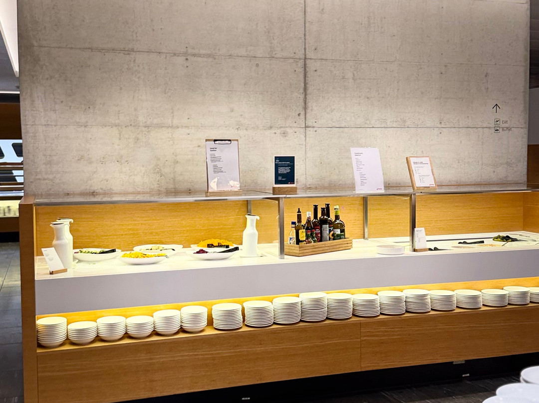 SWISS Business Class Lounge-克洛滕必去景点