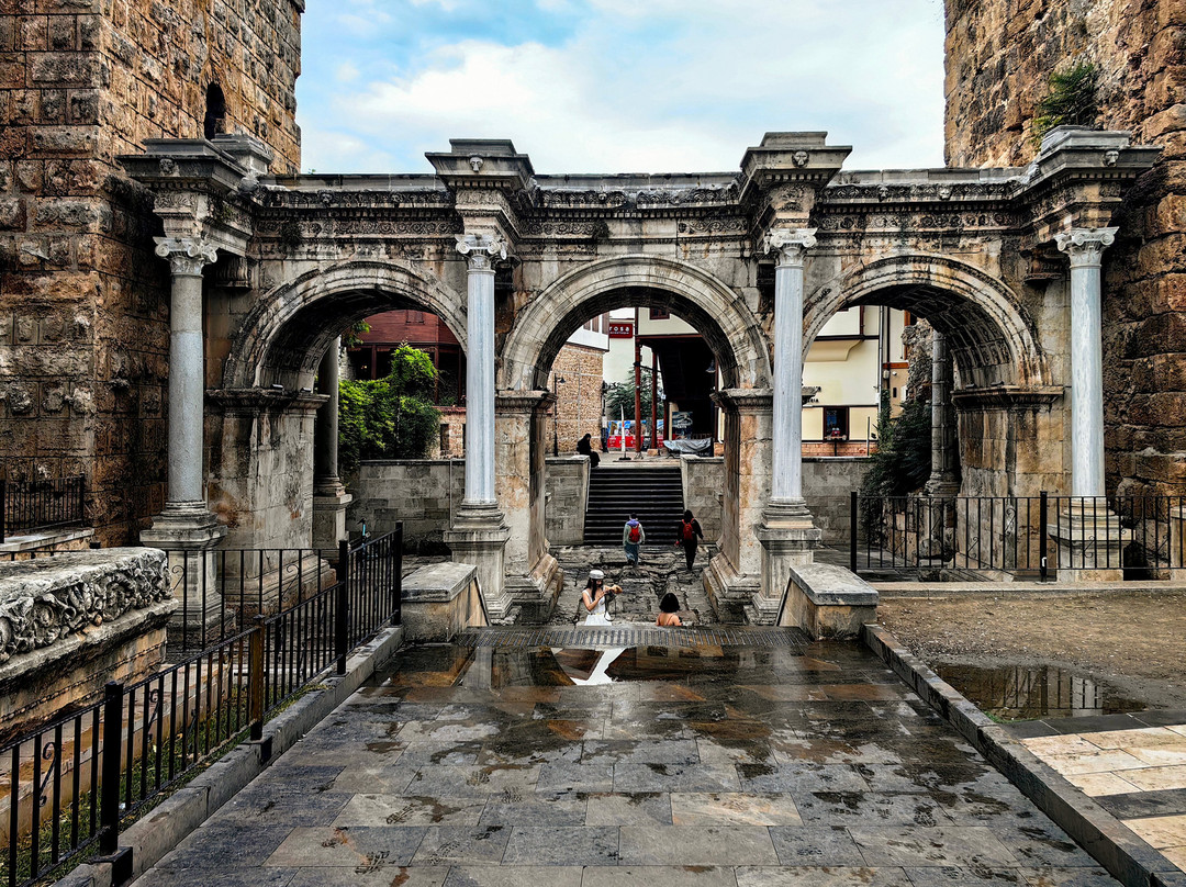 Hadrian's Gate-安塔利亚必去景点