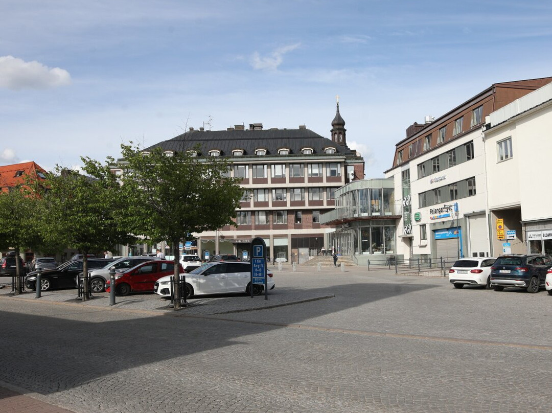 Bibliothèque municipale de Falun (Falu stadsbibliotek).