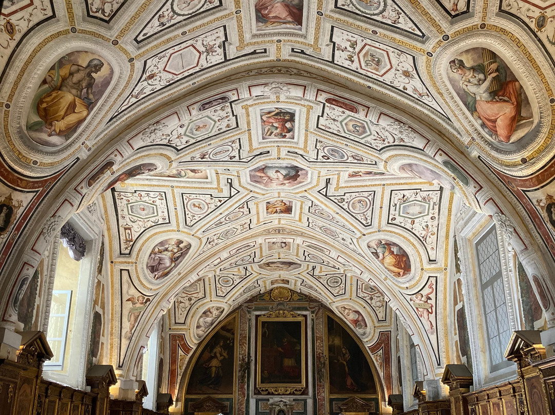 Complesso Monumentale Sant' Anna Dei Lombardi-那不勒斯必去景点