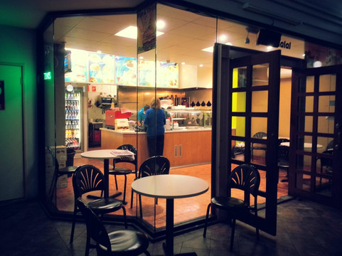 海伊街旅行者旅馆主图